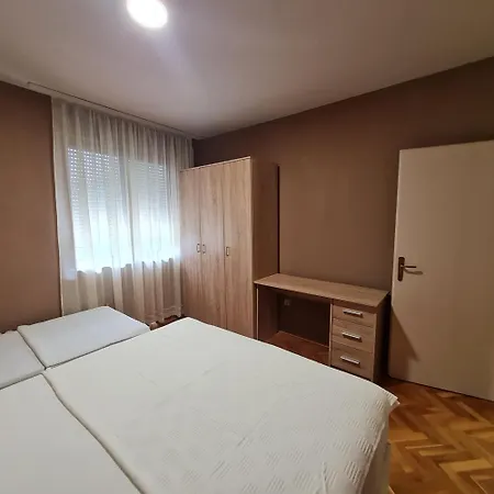 Stan Apartment *